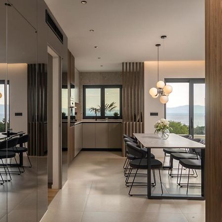 Villa Ameli Apartment With Swimming Pool ริเยกา ภายนอก รูปภาพ