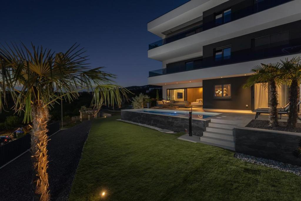Villa Ameli Apartment With Swimming Pool ริเยกา ภายนอก รูปภาพ