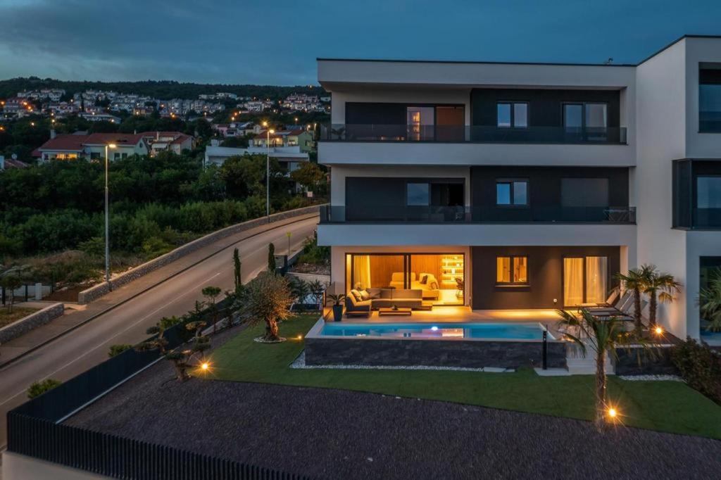 Villa Ameli Apartment With Swimming Pool ริเยกา ภายนอก รูปภาพ